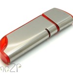 P22 Флешки пластиковые по печать, с олпачком и цветными вставками, печать логотиа на флешках