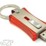 P24 флешки-брелоки, брелок пластиковый с флешкой, флешки с логотипом