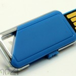 P21 флешки пластиковые с выдвижным механизмом, выдвижные минифлешки с печатью