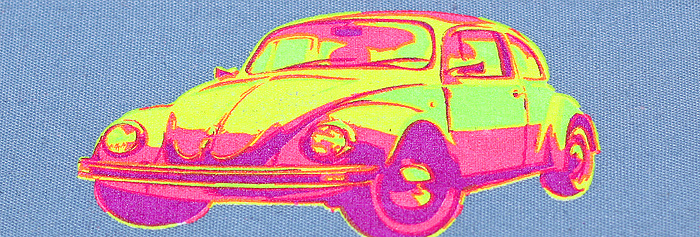 печать на футболках флуоресцентными красками, эфект свечения краски при шелкотрафаретной печати на футболках.