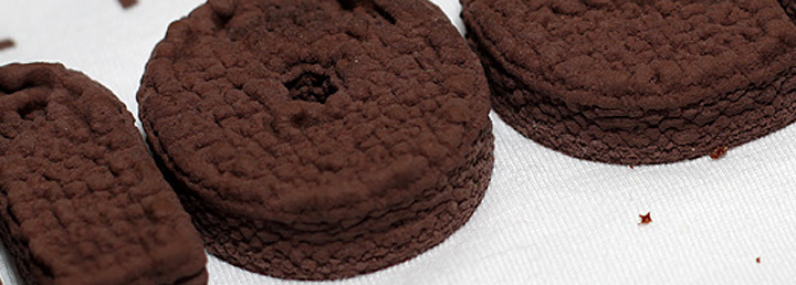 эффект гиперобъёмной  печати с помощью шелкотрафарета,  печать гиперобъёмных изображений на ткани